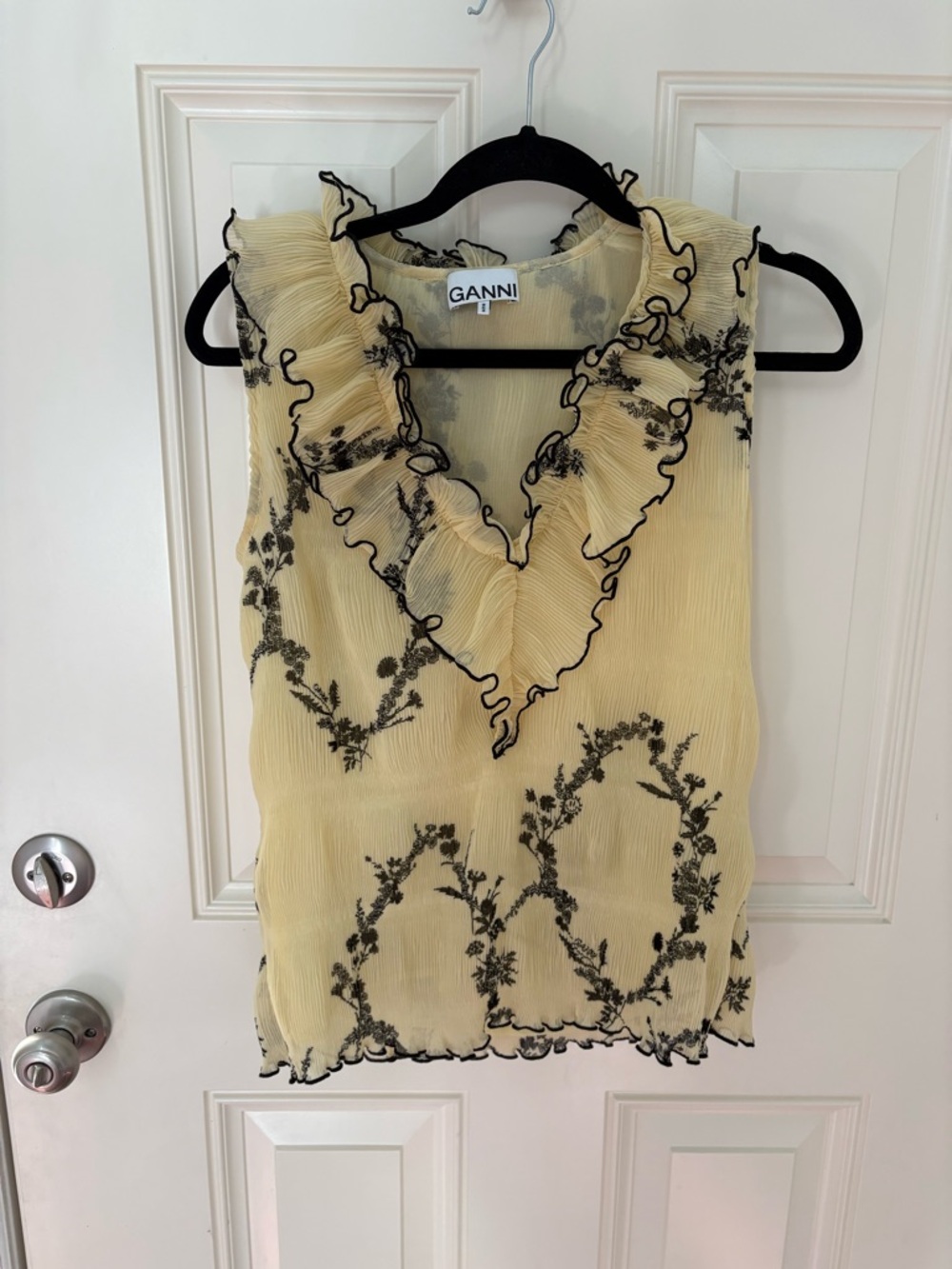 GANNI Pleated Georgette Top Floral Shadow Flan - Picture 2 of 6